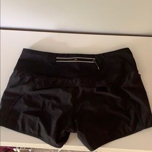 LULU shorts!